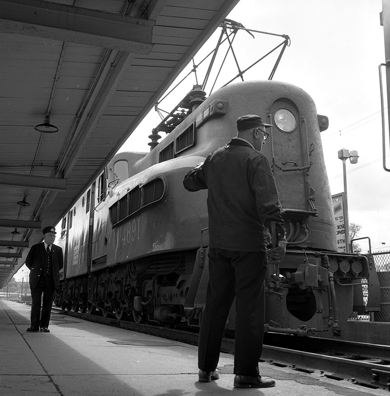 R1405